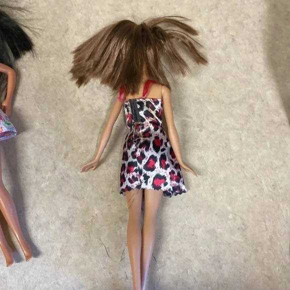 Doll Bundle -Barbies and Elsa Doll - Picture 3 of 10